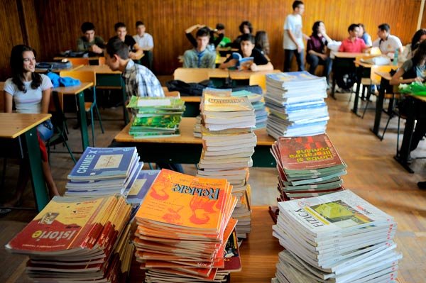 Biserica, mama minorilor abandonaţi 103905