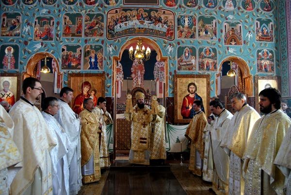 Biserica Parohiei Potoc a fost târnosită 103945