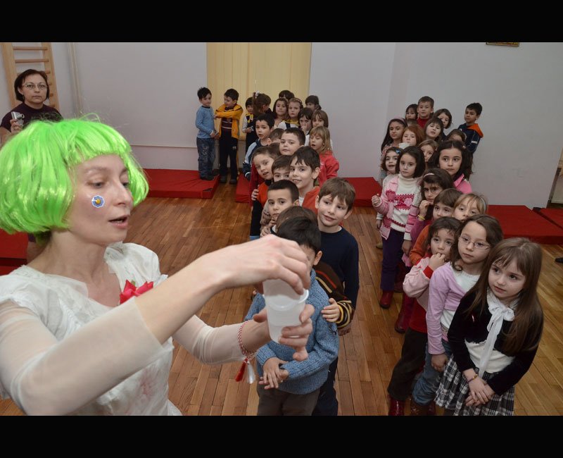 Mărţişorul bucuriei la Şcoala „Varlaam Mitropolitul“ 103965