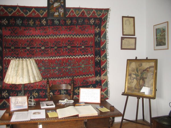 Colecţia „Pillat“, istoria aceloraşi oameni în vremuri diferite 104014