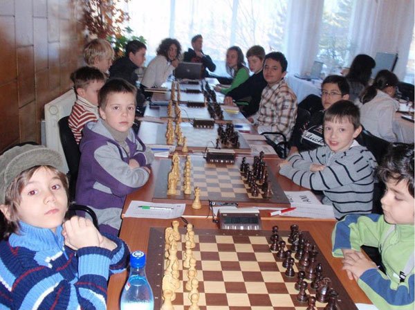 Tinerii, implicaţi în proiecte culturale 104020