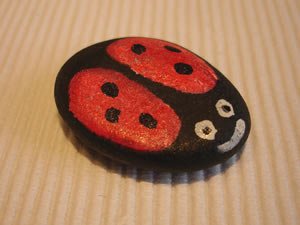 Dar pentru mama: Buburuză din piatră 104034