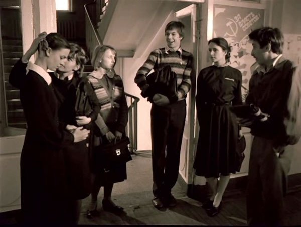 Mâine a fost război 104069