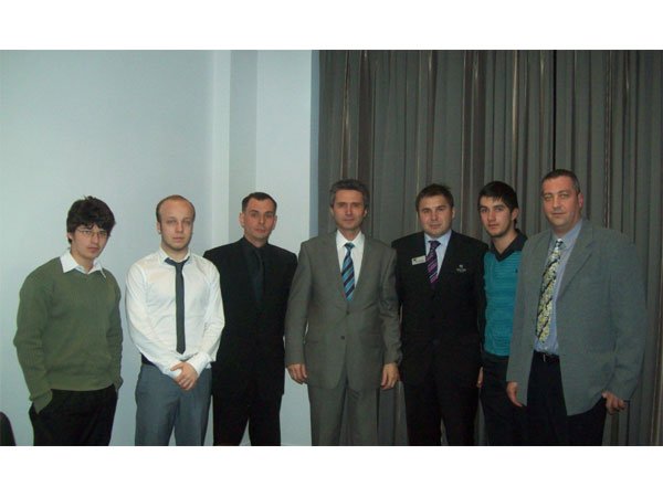 Doi ani de tradiţie românească la Cardiff 104091