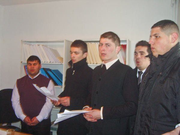 Cadouri oferite de copii femeilor, în Episcopia Sălajului 104125