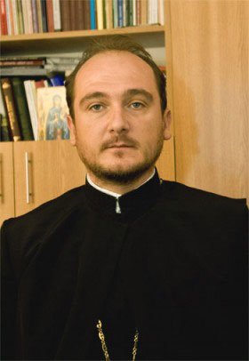 Aproapele de departe 104264