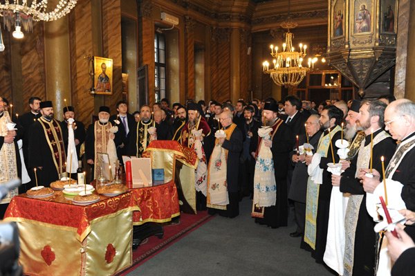 Comemorare la Facultatea de Teologie din Bucureşti 104310