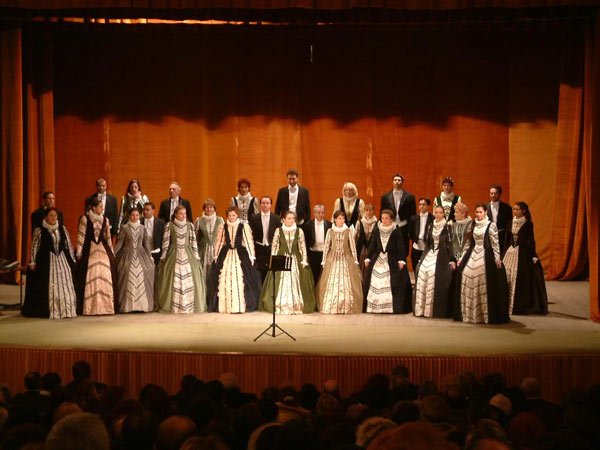 Corul „Madrigal“ va cânta după cum îi „dictează“ Ministerul Culturii 104293