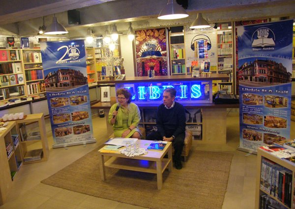 Târgul Internaţional de Carte şi Muzică de la Braşov 104467