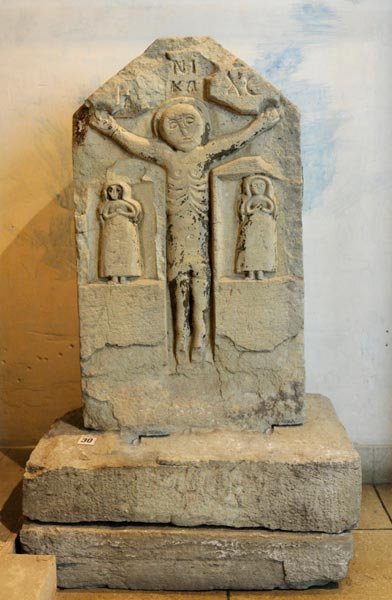 Frumuseţea Crucii. Valenţele simbolice şi estetice ale Crucii în primele veacuri creştine 104504