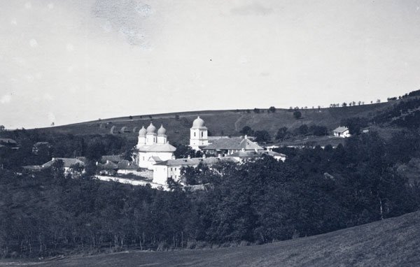 Mănăstirea Dobruşa din Soroca în perioada interbelică 104519