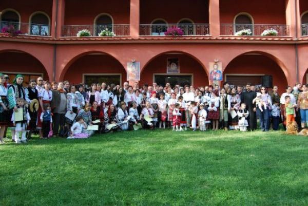 Bucurie în comunitatea românilor din Torino 104573