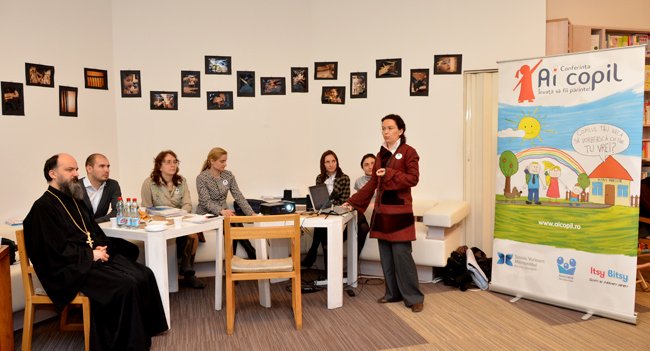 „Educaţia copiilor începe cu educaţia părinţilor“ 104583