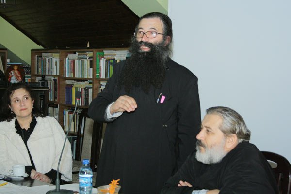 Avortul înseamnă a nu lăsa loc vieţii şi bucuriei 104606