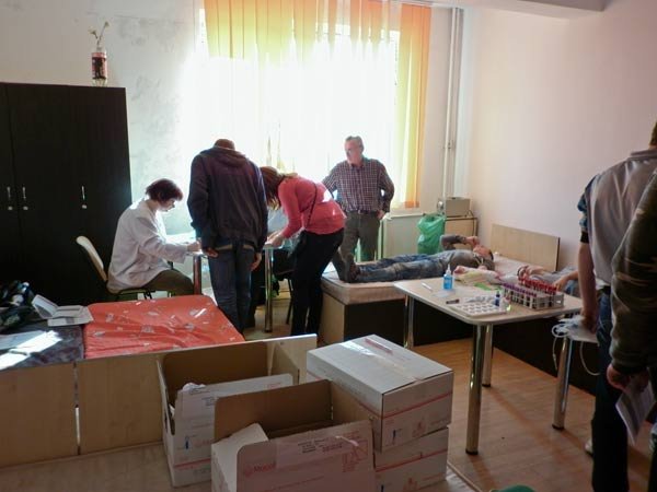 O nouă campanie „Donează şi salvează vieţi!“ în oraşul Ineu 104673