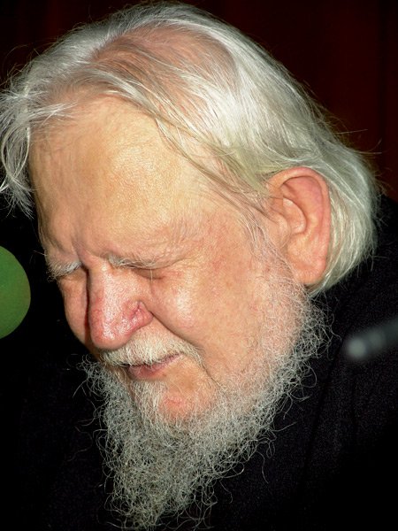 O tâlcuire a părintelui Teofil 104654