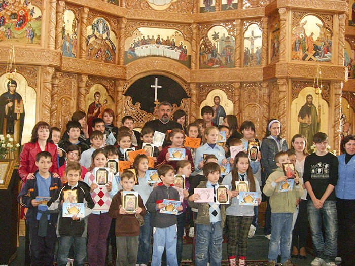 Patimile şi Învierea Domnului prin ochii copiilor din Aleşd 104754