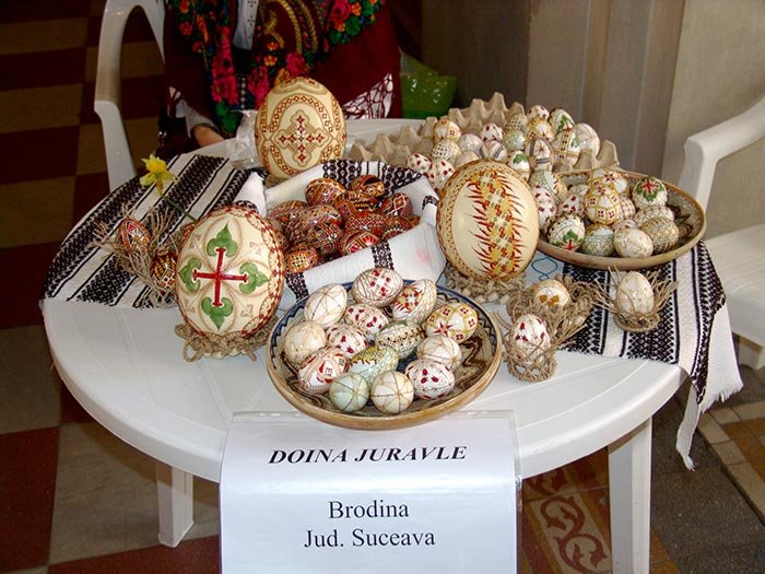 „Ouă încondeiate“, pe strada Lăpuşneanu 104797