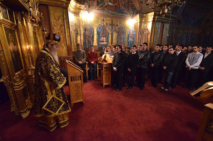 „Postul ne întăreşte şi ne învaţă“ 104796