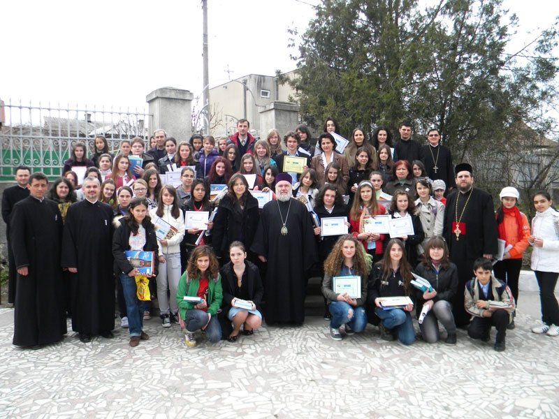 Elevii participanţi la olimpiadele judeţene au fost premiaţi la Tulcea 104841