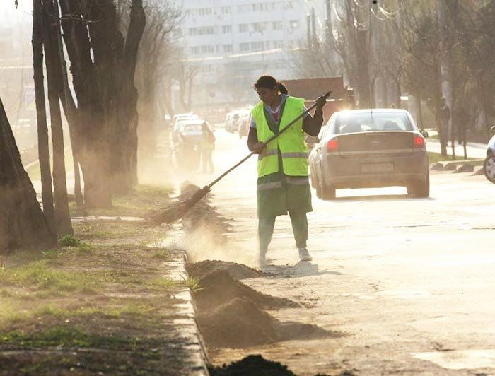 Marile oraşe sunt sufocate de praf 104824