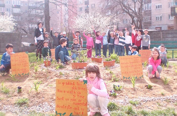 Activităţi ecologice la Liceul Teologic Ortodox din Oradea 104860
