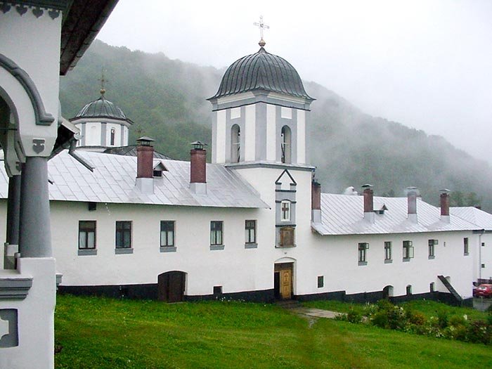 Praznicul Sfântului Ierarh Calinic în Mitropolia Olteniei 104886