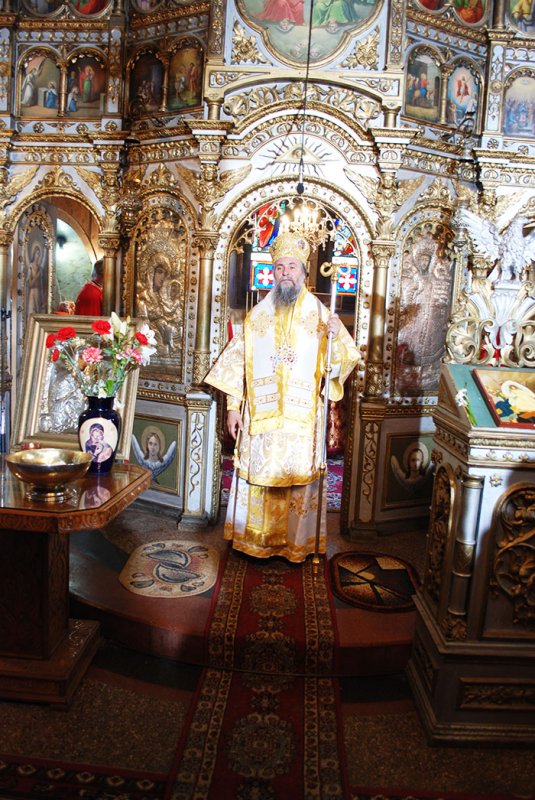 Liturghie arhierească la Biserica Mântuleasa 104925