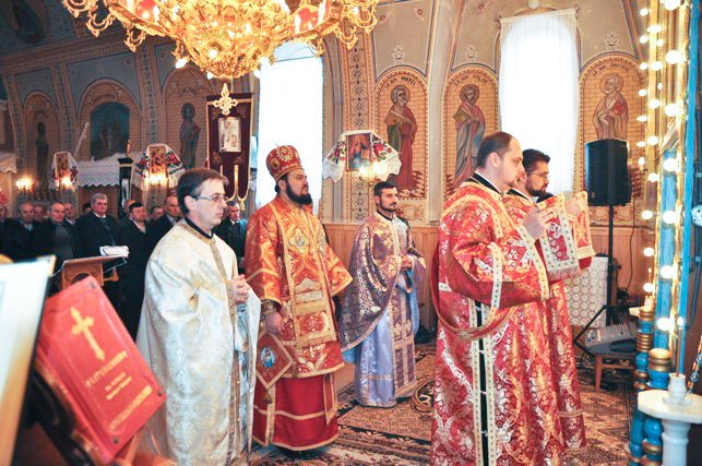 Slujbă arhierească în Parohia Subcetate 104910