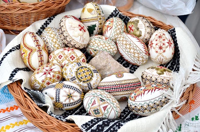 Ouăle închistrite se fac cu sufletul 104954