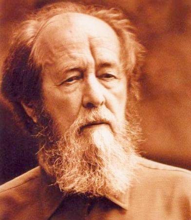 Cine este Ivan Denisovici Şuhov? 105101