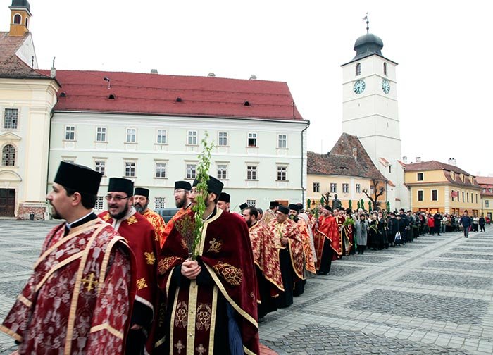 Pelerinajul de Florii a unit parohiile sibiene 105089