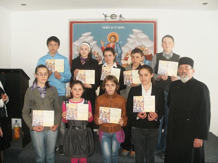 Concursul Naţional de Creaţie „Copilul în familie“, la Săveni 105312