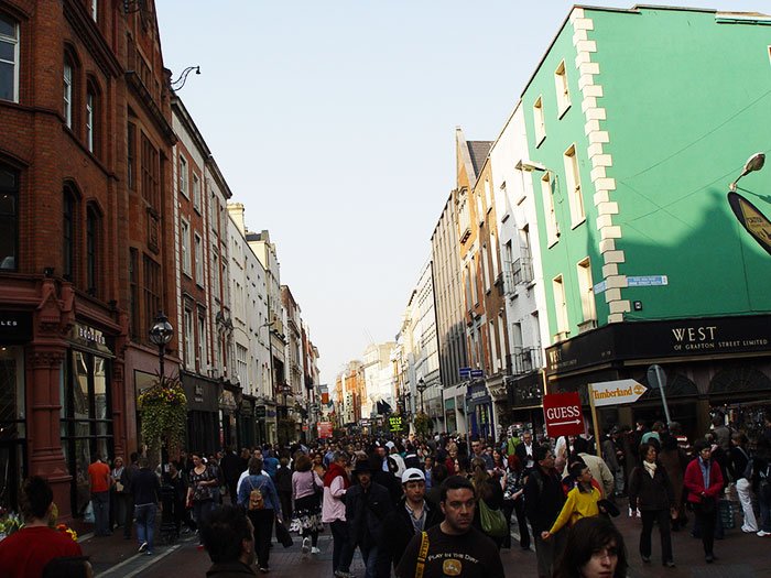 Îndepărtarea omului de valorile religioase 105347