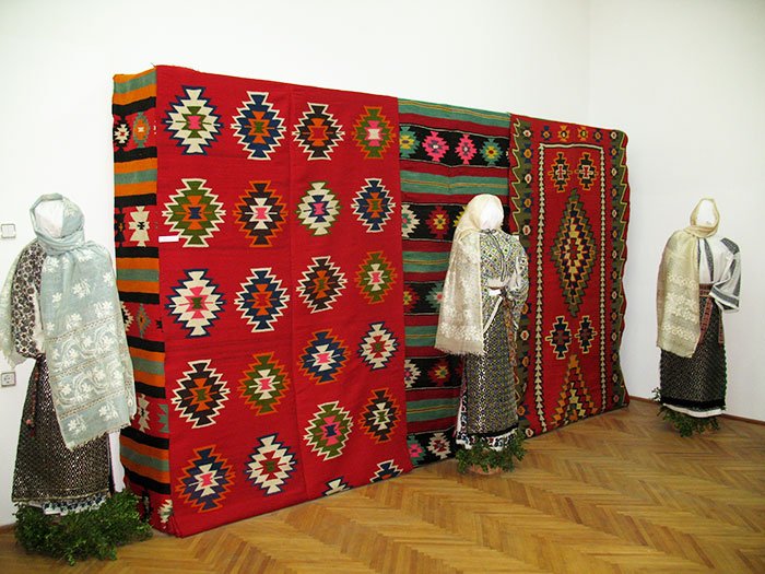 Fragmente de tradiţii pascale la Slatina 105396