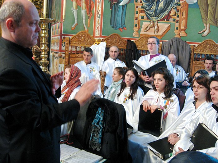 Corul îngerilor de la Kilometrul Zero 105408