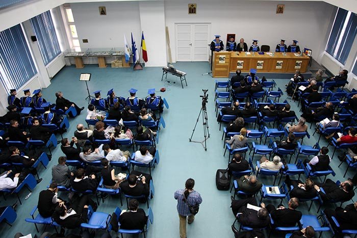 Personalităţi din toată lumea, la simpozionul de la Alba Iulia 105494