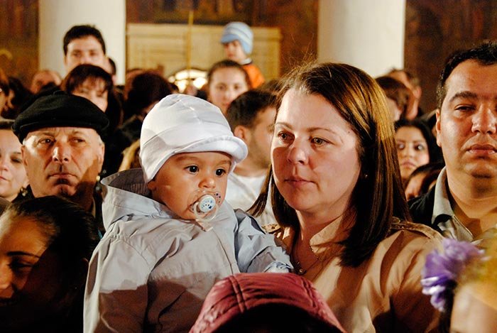 Răspunsuri duhovniceşti: „Femeia trebuie să fie o candelă“ 105504