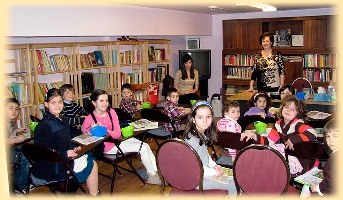 58 de ani de românism pe tărâm Canadian 105530