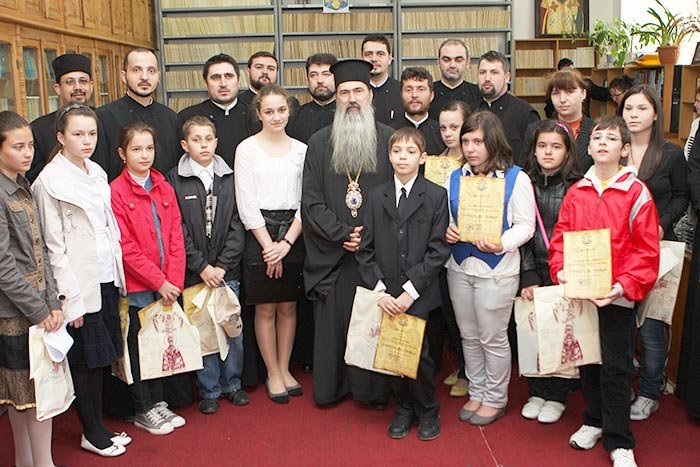 Etapa eparhială a concursului „Copilul în familie“ la Constanţa 105593