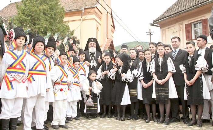 Liturghie arhierească la Răşinari 105604