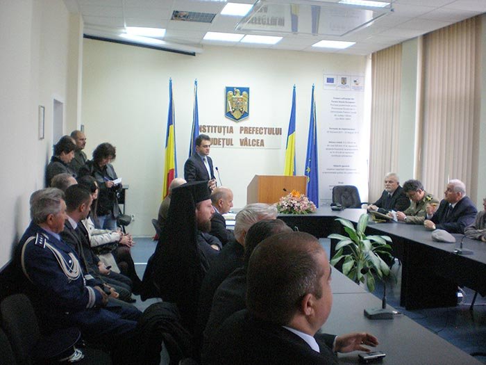 Sărbătorirea zilei de 9 mai la Râmnicu Vâlcea 105601