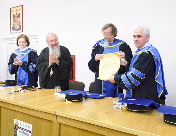 Simpozion internaţional la Alba Iulia 105603