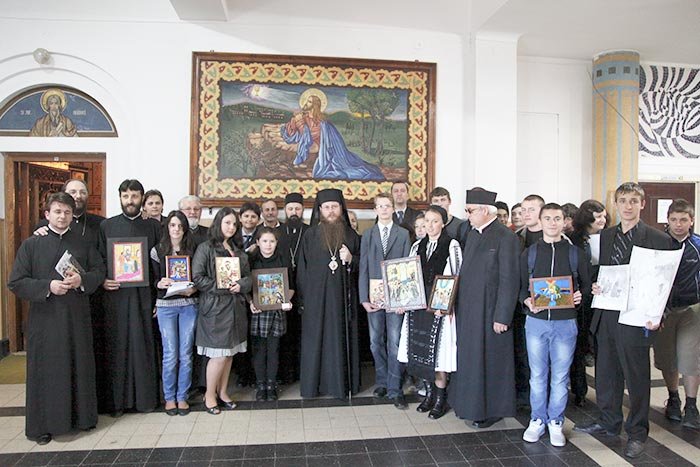 Misiunea Bisericii în creaţiile copiilor 105679