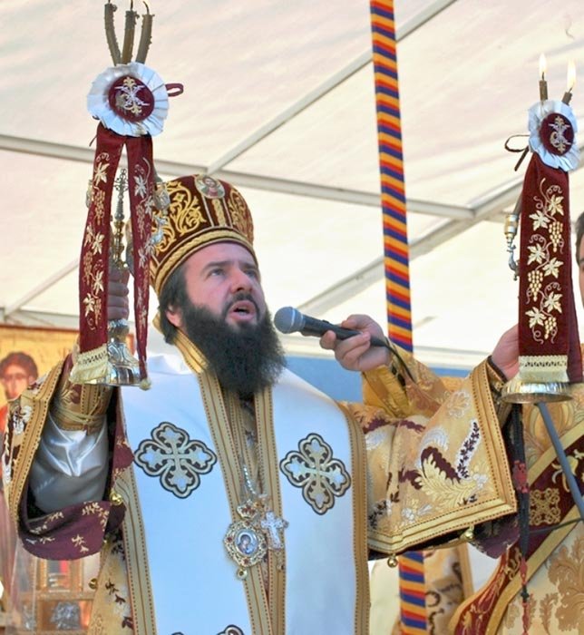 Slujiri arhiereşti în Parohia Plugova şi filiile Dobraia şi Ineleţ din Protopopiatul Băile Herculane 105676