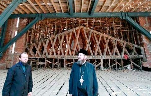 Parohii maramureşene vizitate de PS Iustin Sigheteanul 105745