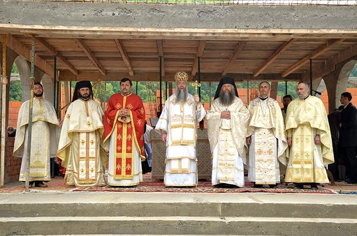 Sfântul Pahomie, prăznuit la Mănăstirea Coşuştea-Crivelnic 105742