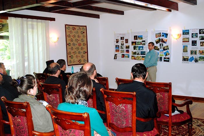 Atelier de lucru în domeniul asistenţei sociale la Tismana 105855