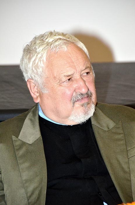 Preot Florin Bucescu: „L-am slujit pe Dumnezeu şi prin muzică“ 105861