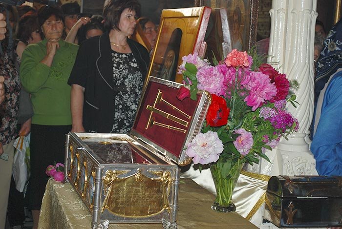 Slujbe arhiereşti la Târgu Jiu şi Costeşti 105918